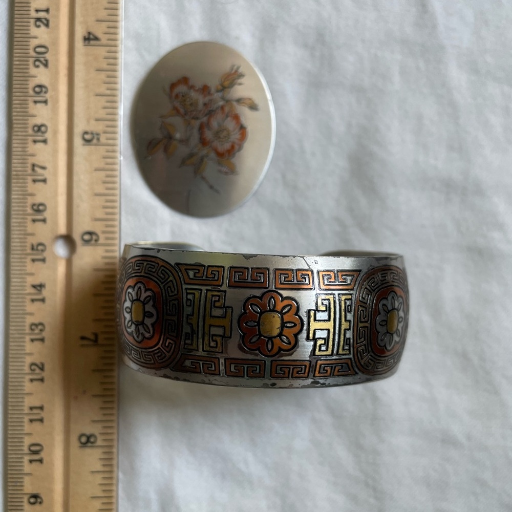 Rare Vintage Reed & Barton Damascene Cuff and Pin/Pendant Set - Picture 6 of 8